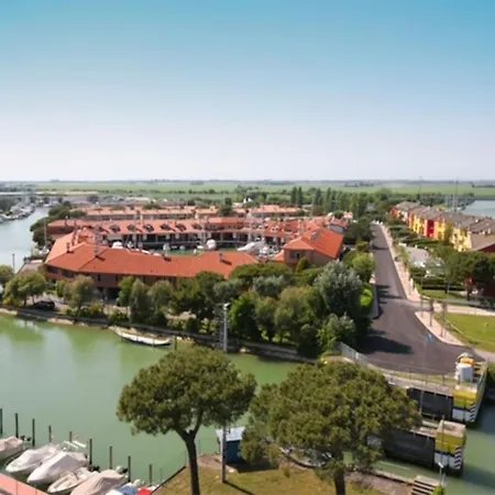 Relax In Our Seaview Flat